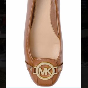 MICHAEL KORS FLATS size 8